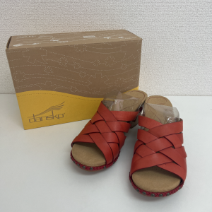 『dansko サボサンダル』買取させて頂きました。サムネイル